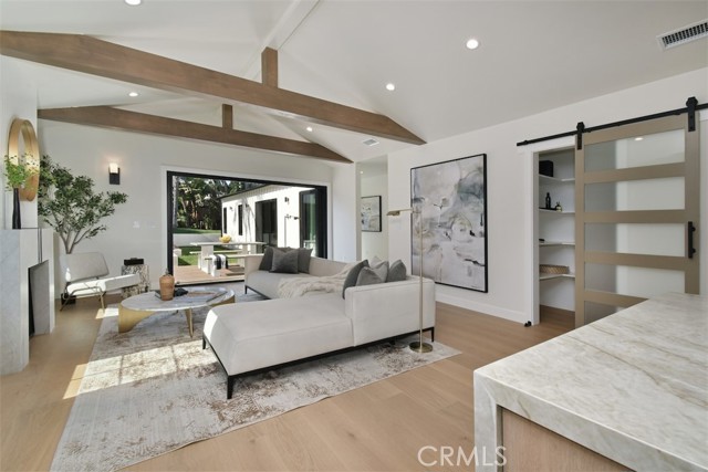 Detail Gallery Image 15 of 50 For 7907 Vicksburg, Los Angeles,  CA 90045 - 4 Beds | 3/1 Baths