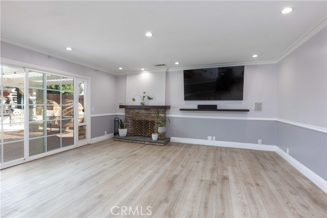 19922 Carmania Lane, Huntington Beach CA: https://media.crmls.org/medias/e73107a0-7635-462c-9a77-6544fa62830d.jpg