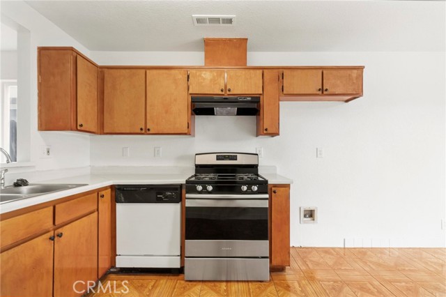 Detail Gallery Image 11 of 30 For 309 Bradford, Arbuckle,  CA 95912 - 3 Beds | 2 Baths