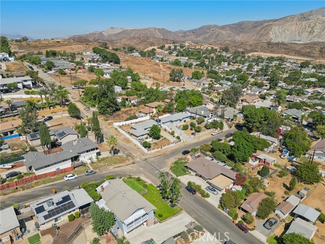 Detail Gallery Image 39 of 44 For 19205 Diplomat Ave, Corona,  CA 92881 - 3 Beds | 2 Baths