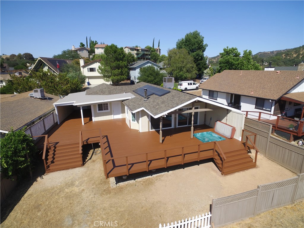 5101 Bluebird Lane