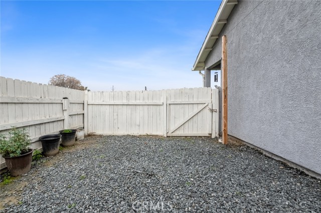 Detail Gallery Image 15 of 17 For 2023 Garvey, Corcoran,  CA 93212 - 5 Beds | 3 Baths