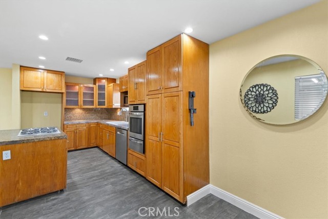 Detail Gallery Image 11 of 34 For 17222 Wall, Carson,  CA 90746 - 4 Beds | 2 Baths