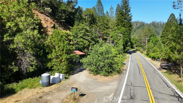 50721 State Highway 96, Klamath River CA: https://media.crmls.org/medias/e731d951-7854-482b-b9f6-79d4edfb661b.jpg