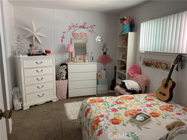 23301 Ridge Route DR, Laguna Hills CA: https://media.crmls.org/medias/e732062d-2284-4a67-ab4f-17b691bf82ac.jpg
