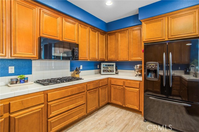 Detail Gallery Image 19 of 35 For 28948 Easton Ln, Highland,  CA 92346 - 3 Beds | 2/1 Baths