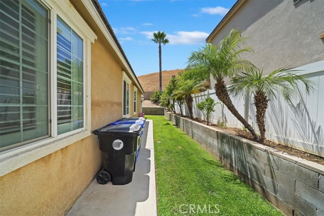 Detail Gallery Image 42 of 48 For 1129 Shady Creek Dr, San Bernardino,  CA 92407 - 3 Beds | 2 Baths