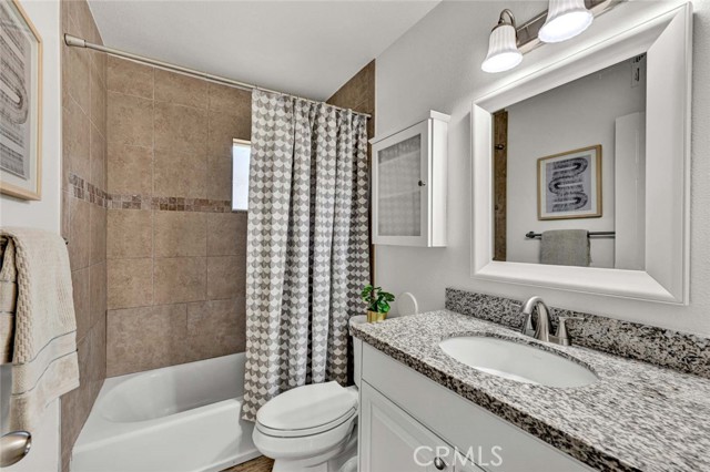 1981 Mitchell Avenue, Tustin CA: https://media.crmls.org/medias/e733533e-8a6e-412f-9df2-8eef59c8b9d5.jpg