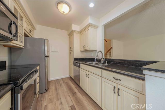 Detail Gallery Image 1 of 27 For 8125 Woodland Dr #71,  Buena Park,  CA 90620 - 2 Beds | 1/1 Baths