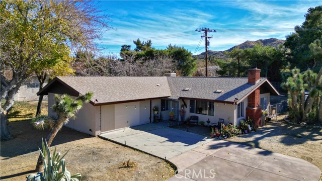 Detail Gallery Image 1 of 31 For 56445 El Dorado Dr, Yucca Valley,  CA 92284 - 3 Beds | 2 Baths