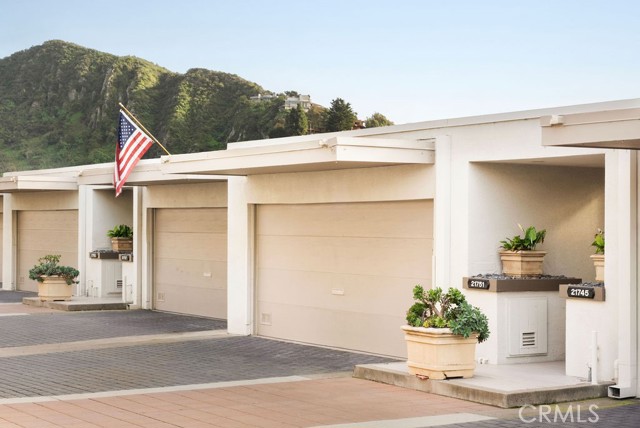 Detail Gallery Image 32 of 36 For 21751 Ocean Vista Dr, Laguna Beach,  CA 92651 - 3 Beds | 2/1 Baths