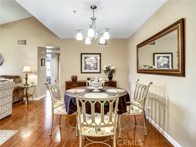 Detail Gallery Image 11 of 40 For 222 N Calle El Segundo #565,  Palm Springs,  CA 92262 - 2 Beds | 2 Baths