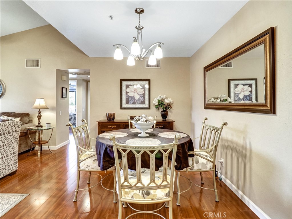 MLS #OC25256871 image #10