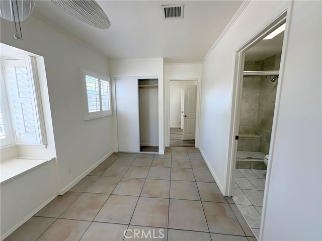 Detail Gallery Image 13 of 26 For 587 E Arrow, Upland,  CA 91786 - 5 Beds | 2/1 Baths