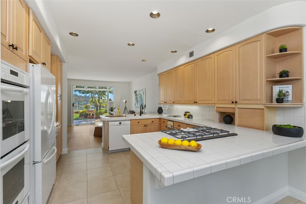 E734e142 C652 4ce9 8ce6 D5776b41fa32