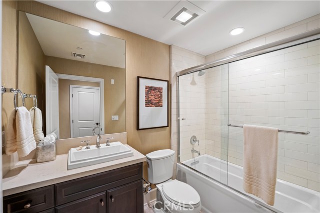 Detail Gallery Image 31 of 42 For 23500 Park Sorrento #D24,  Calabasas,  CA 91302 - 3 Beds | 3/1 Baths