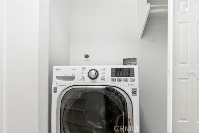 8650 Belford Avenue, Los Angeles CA: https://media.crmls.org/medias/e735c8f7-3768-47f9-b40d-4cc57f8ea56c.jpg