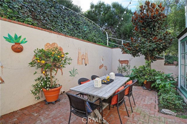 528 Via Almar, Palos Verdes Estates, California 90274, 4 Bedrooms Bedrooms, ,3 BathroomsBathrooms,Residential,Sold,Via Almar,PV22022011