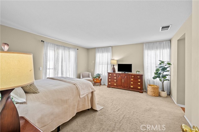 29890 Berkshire photo 21
