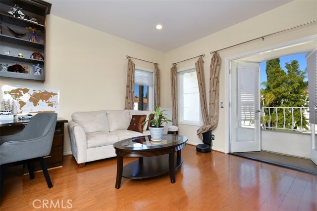 Detail Gallery Image 28 of 42 For 23224 Park Corniche, Calabasas,  CA 91302 - 5 Beds | 4 Baths