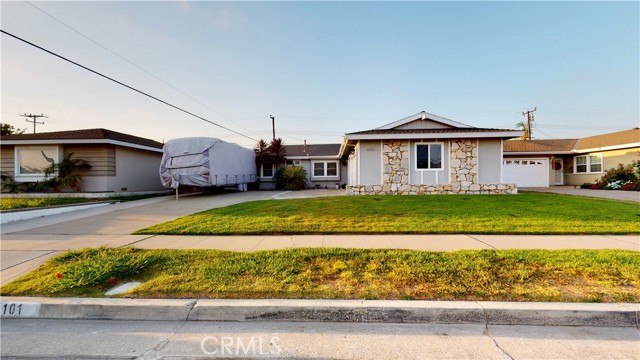 Front Image Thumbnail for CRPW26156919