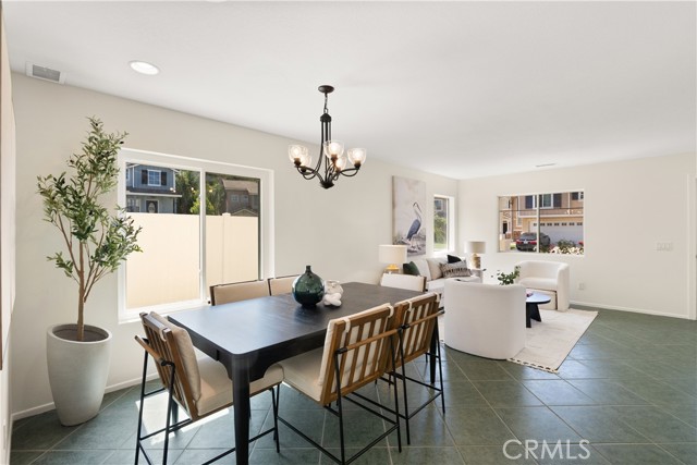 37 Goldmine Street, Trabuco Canyon CA: https://media.crmls.org/medias/e737cc76-080c-46f7-83aa-c5287024156c.jpg