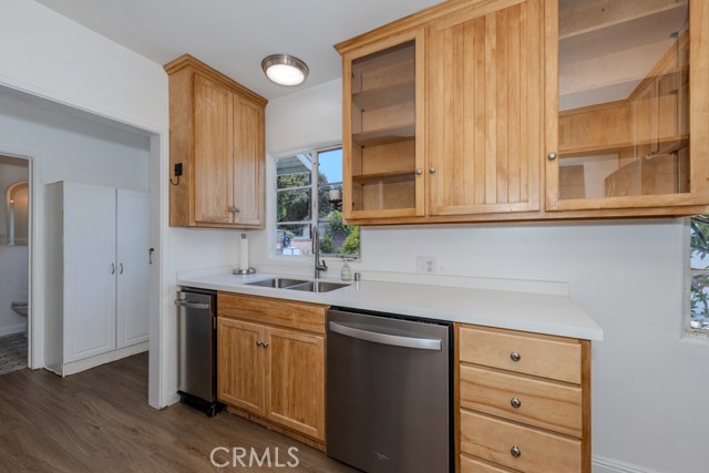 210 N Alberta Place, Fullerton CA: https://media.crmls.org/medias/e737e527-ccbe-4ebb-a934-fddf5dcf52e7.jpg