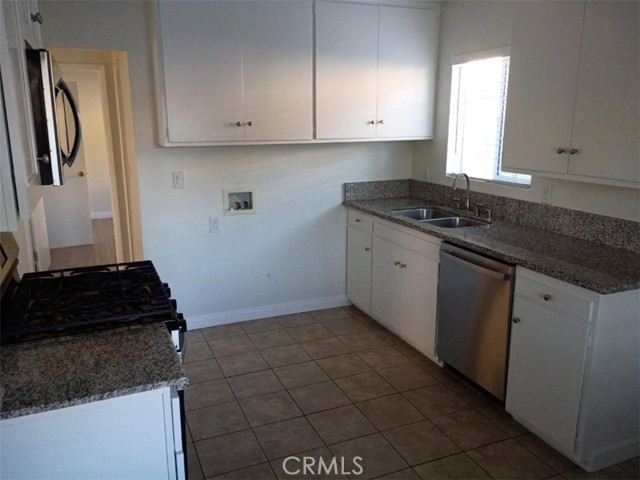 Detail Gallery Image 12 of 36 For 233 S Minnesota Ave, Glendora,  CA 91741 - 2 Beds | 1 Baths