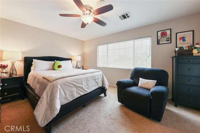 251 E Center Street, Covina CA: https://media.crmls.org/medias/e7384360-3eac-45d5-a56a-73e3734e78f4.jpg