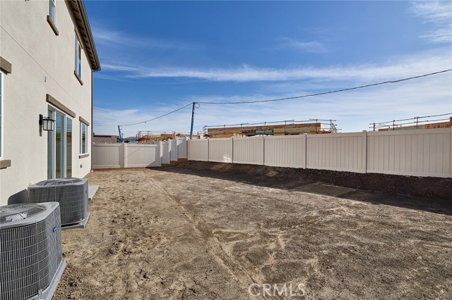 Detail Gallery Image 20 of 21 For 16033 Willow Ct, Whittier,  CA 90604 - 5 Beds | 4/1 Baths