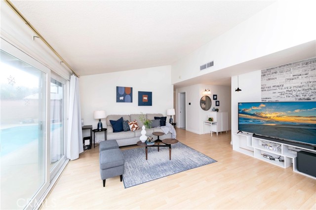 710 N Modena Street, Anaheim CA: https://media.crmls.org/medias/e73a0646-ffe2-4915-af35-f68a02c9a05b.jpg