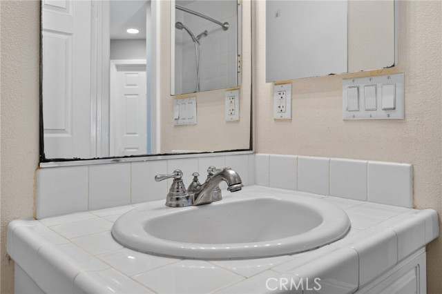 Detail Gallery Image 42 of 64 For 3538 Torrance Bld #145,  Torrance,  CA 90503 - 3 Beds | 2/1 Baths