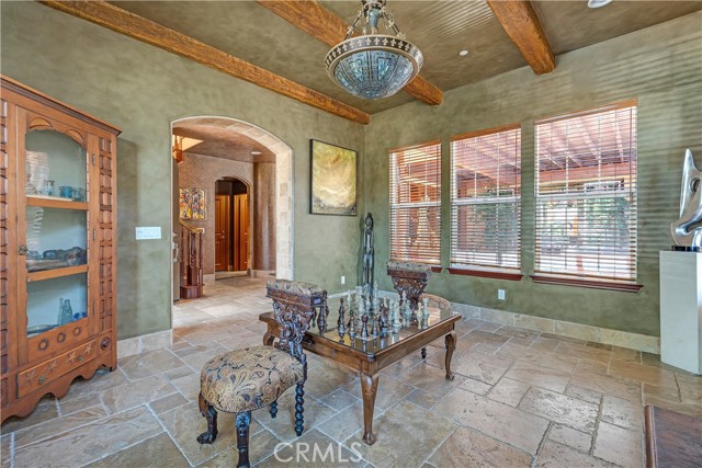 780 W Aster Place, Santa Ana CA: https://media.crmls.org/medias/e73b0551-bb20-4ab2-9db6-6033d6f93a43.jpg