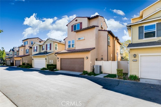 Detail Gallery Image 33 of 52 For 15823 Elfin Forest Ave, Chino,  CA 91708 - 4 Beds | 3/1 Baths