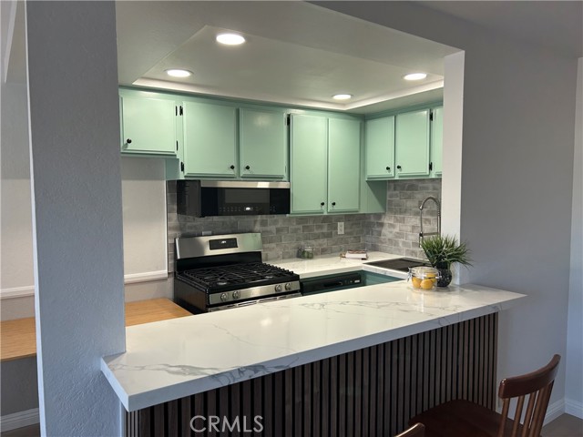 Detail Gallery Image 5 of 20 For 910 W 26th, San Pedro,  CA 90731 - 1 Beds | 1 Baths