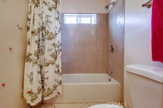 Detail Gallery Image 48 of 64 For 10842 Leffingwell Rd, Norwalk,  CA 90650 - 3 Beds | 3 Baths