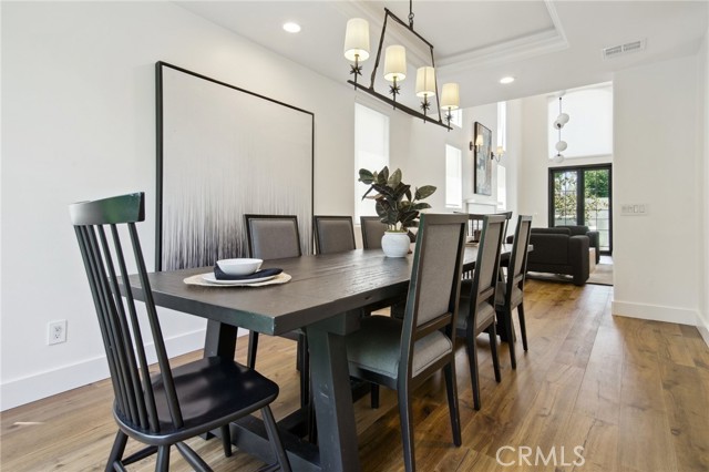 Detail Gallery Image 8 of 35 For 4322 Alcove Ave, Studio City,  CA 91604 - 5 Beds | 5 Baths
