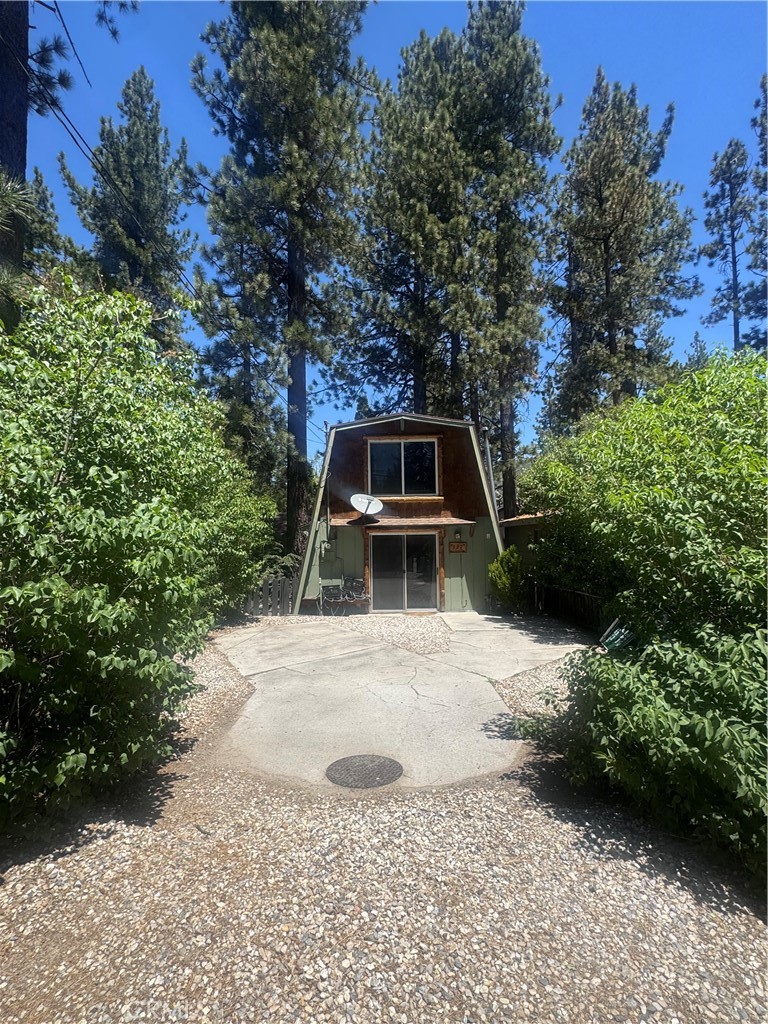 327 W Country Club