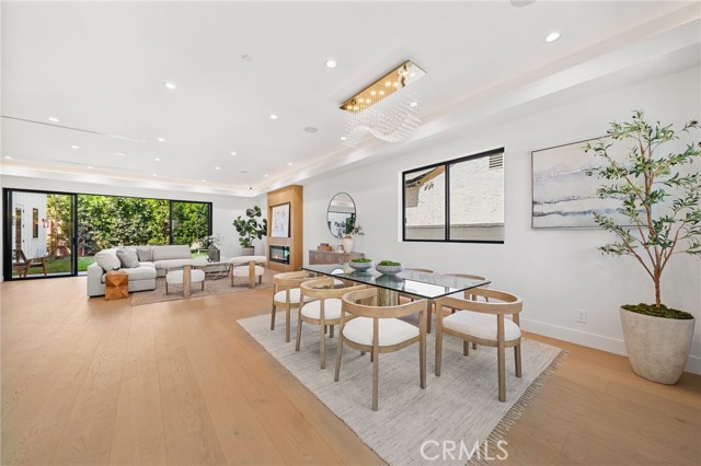 5945 Hesperia Avenue, Encino CA: https://media.crmls.org/medias/e740bff1-c700-4b82-95b5-8a56f8ce836f.jpg