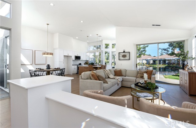 Detail Gallery Image 4 of 30 For 38749 Muirfield Dr, Murrieta,  CA 92562 - 3 Beds | 3/1 Baths