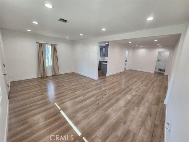 Detail Gallery Image 33 of 43 For 7665 Machrea, Tujunga,  CA 91042 - 3 Beds | 2 Baths