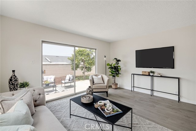 Detail Gallery Image 14 of 41 For 20533 Eastwood Ave, Torrance,  CA 90503 - 4 Beds | 2 Baths