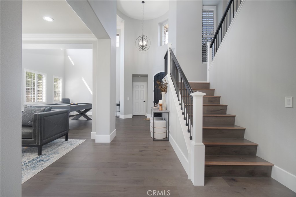https://media.crmls.org/medias/e7428903-f103-47dd-b254-125b0526178b.jpg?preset=X-Large