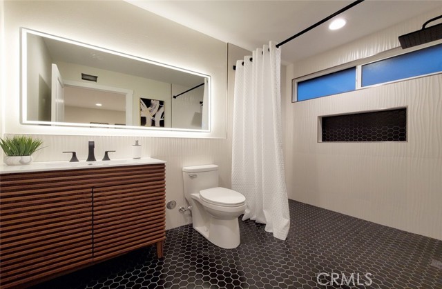 1427 N Cannon Street, Orange CA: https://media.crmls.org/medias/e7443cc8-a489-4b33-a408-056fd8446498.jpg