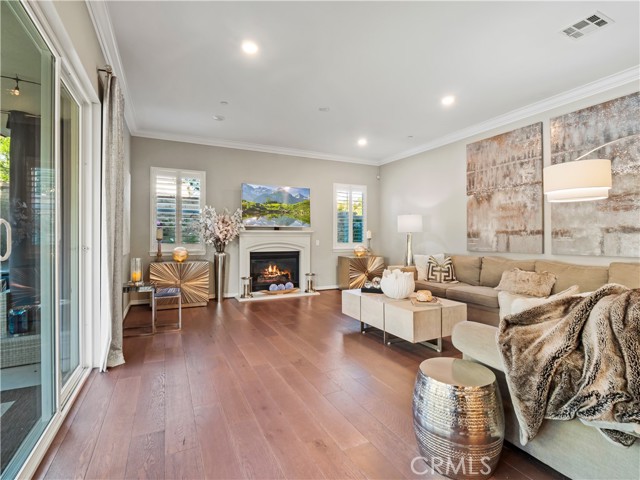 Detail Gallery Image 27 of 65 For 22385 Midtown Ct, Saugus,  CA 91350 - 5 Beds | 4/1 Baths