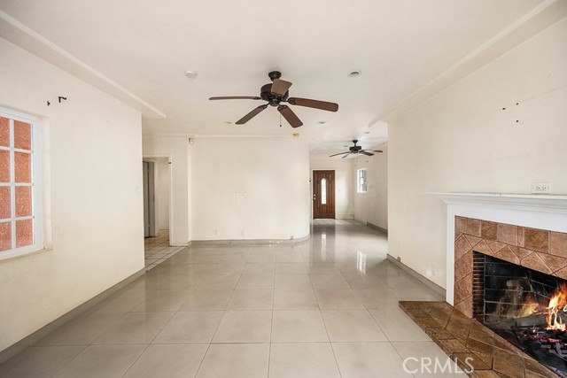 Detail Gallery Image 13 of 44 For 10933 Sampson Ave, Lynwood,  CA 90262 - 3 Beds | 2 Baths