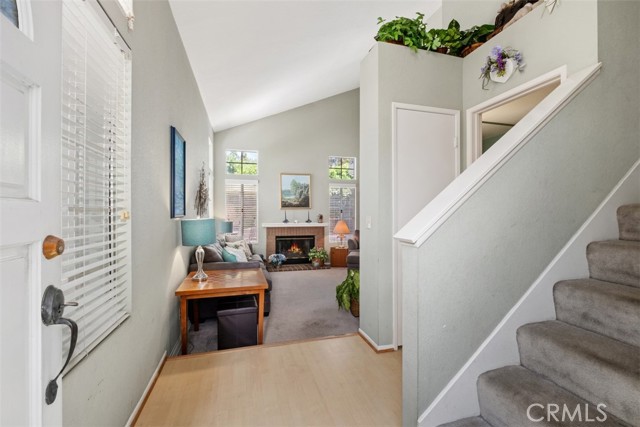 13562 Mahogany Place, Tustin CA: https://media.crmls.org/medias/e745b832-77e7-440f-a87b-5d86b0b6f03e.jpg