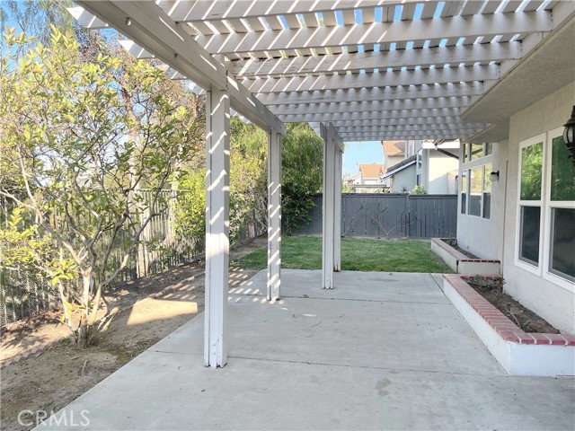 2985 Amber Drive, Corona CA: https://media.crmls.org/medias/e747ec40-d219-4421-a364-1a526b77840c.jpg