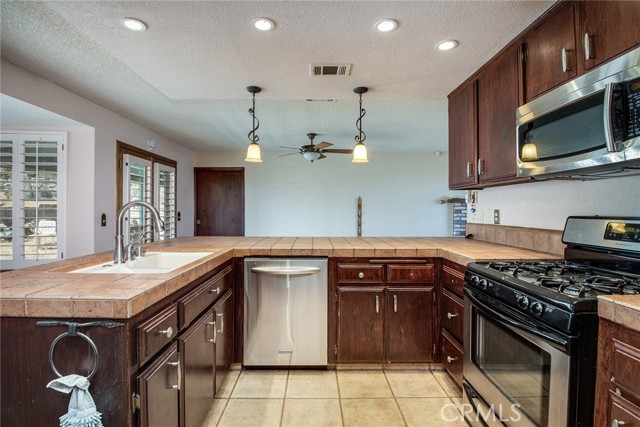 Detail Gallery Image 20 of 36 For 61261 Onaga Trl, Joshua Tree,  CA 92252 - 3 Beds | 2 Baths