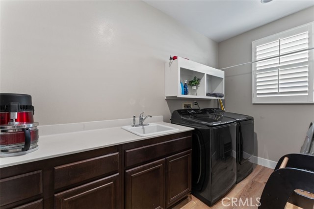 Detail Gallery Image 48 of 63 For 15520 Megan Dr, Canyon Country,  CA 91387 - 5 Beds | 4 Baths